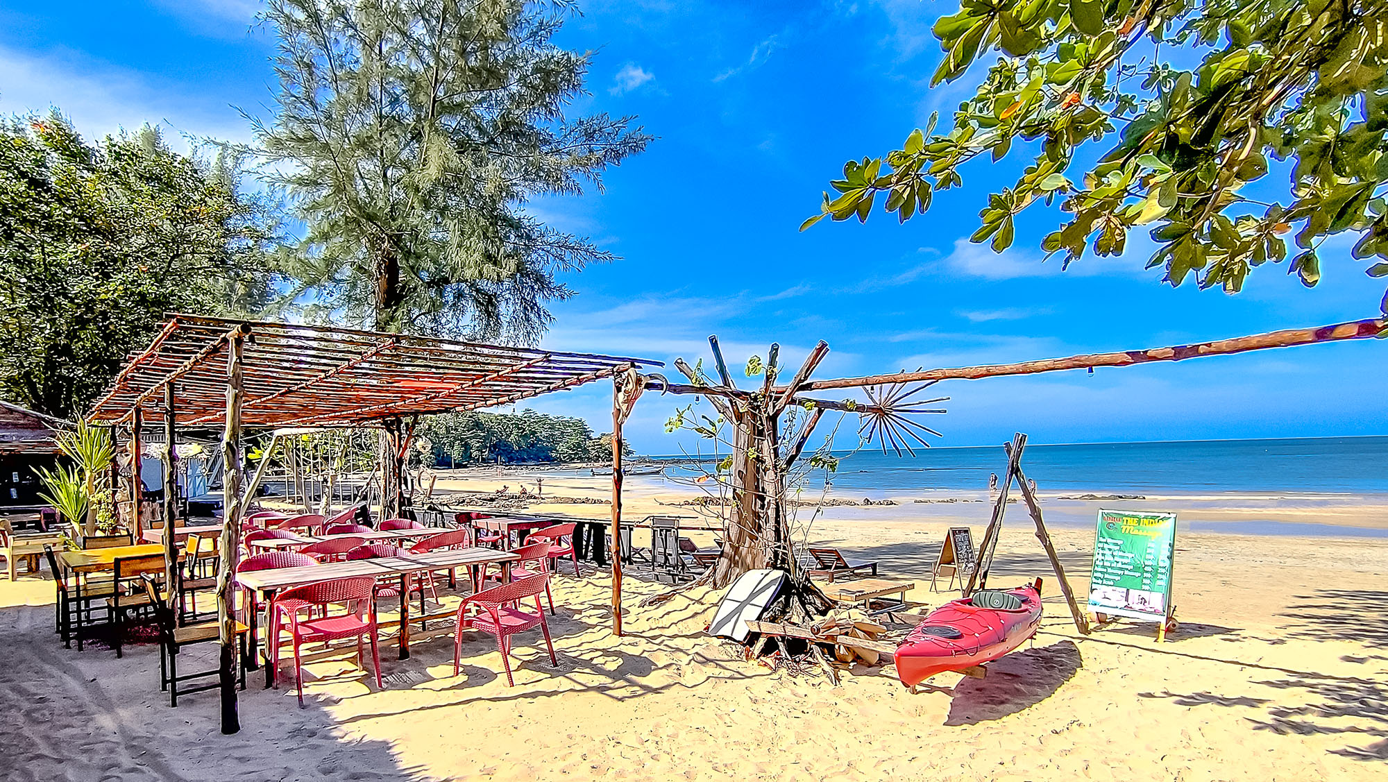 koh lanta is the best place to invest - Beachfront Land for Sale koh lanta is the best place to invest Koh Lanta is the Best Place to Invest in Real Estate Klong Dao Beach Koh Lanta 02