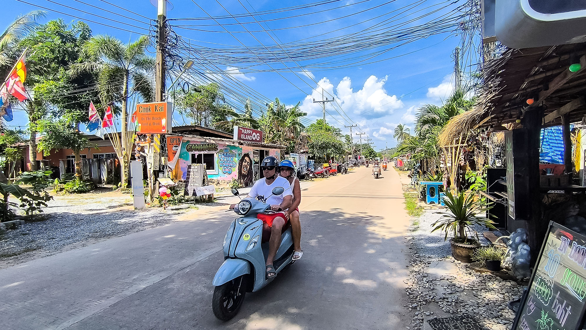 Klong Nin Beach Koh Lanta Island Krabi - Koh Lanta Island Property beach vibes and opportunities on koh lanta island, krabi Beach Vibes and Opportunities on Koh Lanta Island, Krabi Klong Nin Beach Koh Lanta Island Krabi 01